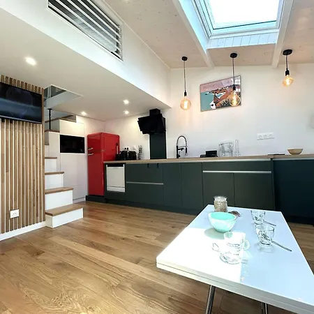 Maison 2 Pieces A 600m De La Avec Parking Prive - Fr-1-224a-77 Ferienhaus *