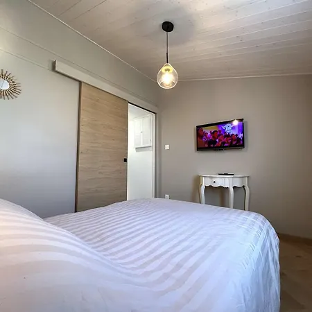 Maison 2 Pieces A 600m De La Avec Parking Prive - Fr-1-224a-77 * Brétignolles-sur-Mer