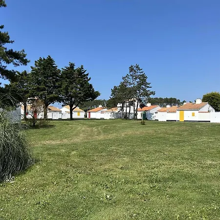 Maison 2 Pieces A 600m De La Avec Parking Prive - Fr-1-224a-77